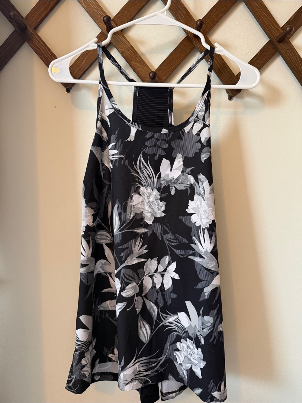tek gear Black and White Floral Camisole Tank